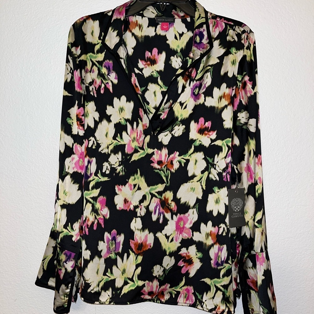 Vince Camuto Black Floral V-Neck Long Sleeve Blouse